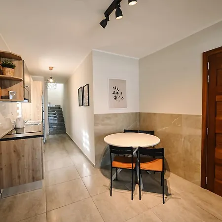 Cerviola Graziosa Court Apartman