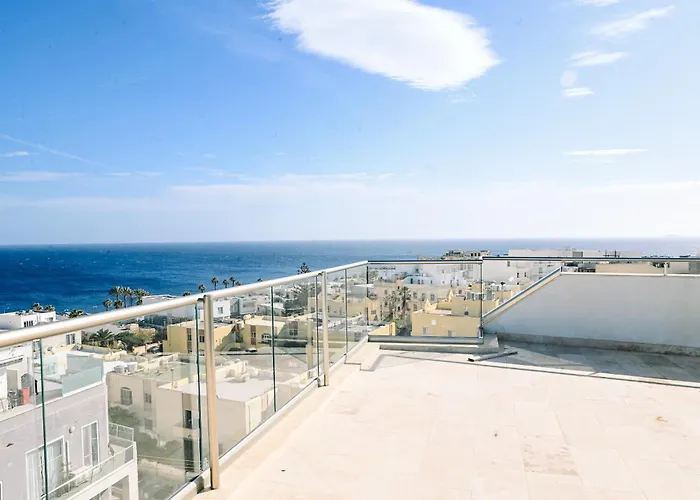 Cerviola Graziosa Court *