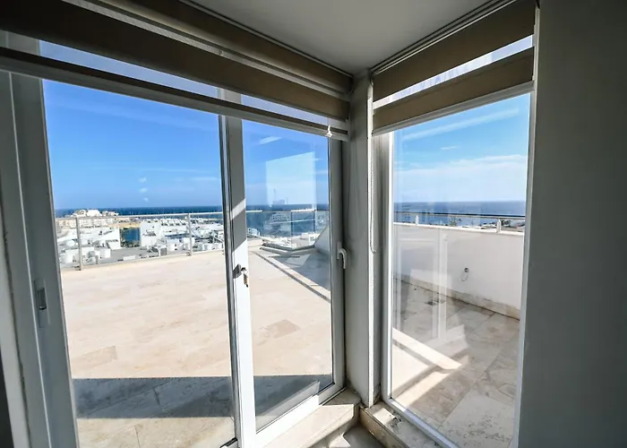 Cerviola Graziosa Court